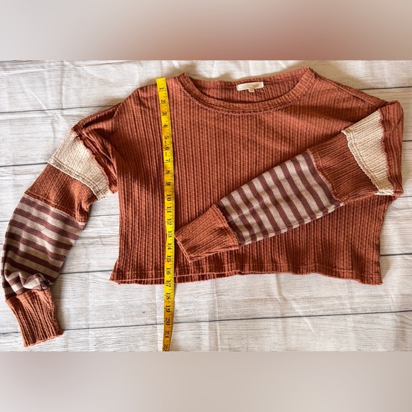 Gilded Intent Cropped Thermal Top Mixed Sleeve Striped Boho Rust Medium - Picture 6 of 10